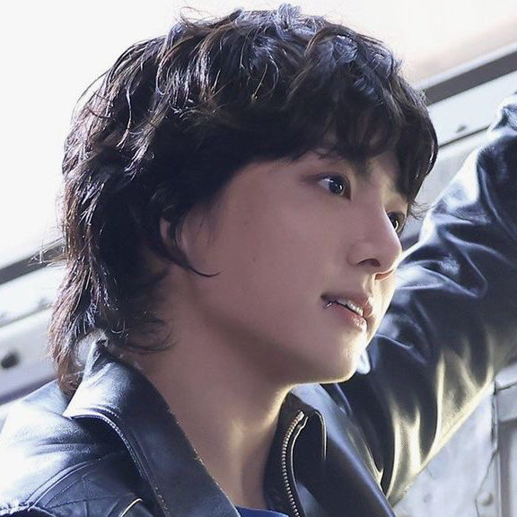 Latest photo of Jungkook (BTS)
