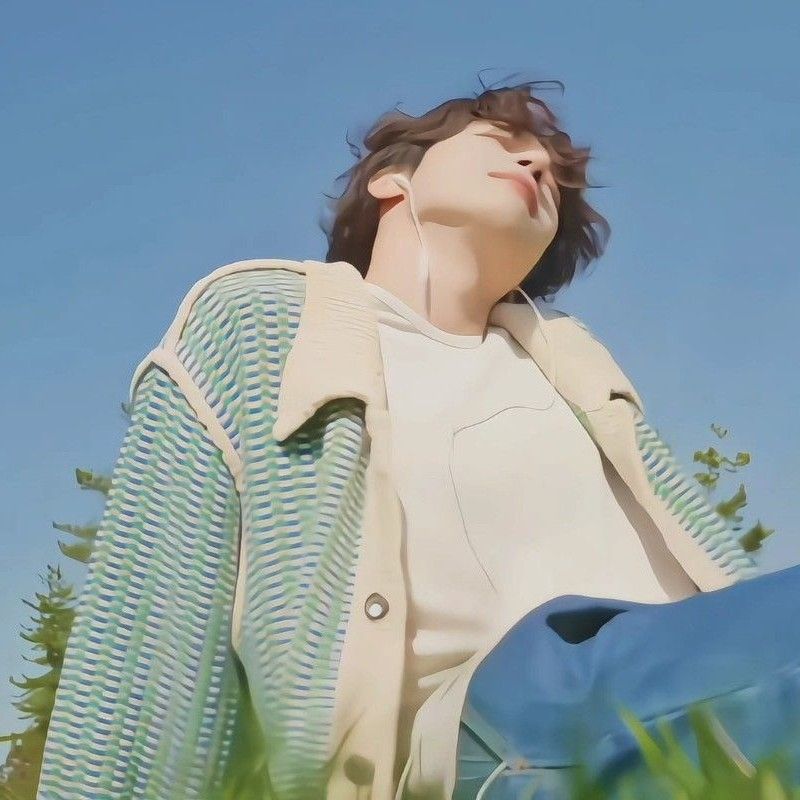Recent activity shot of Han Seungwoo
