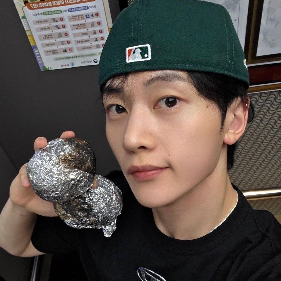 Latest photo of Seok Matthew (ZEROBASEONE)