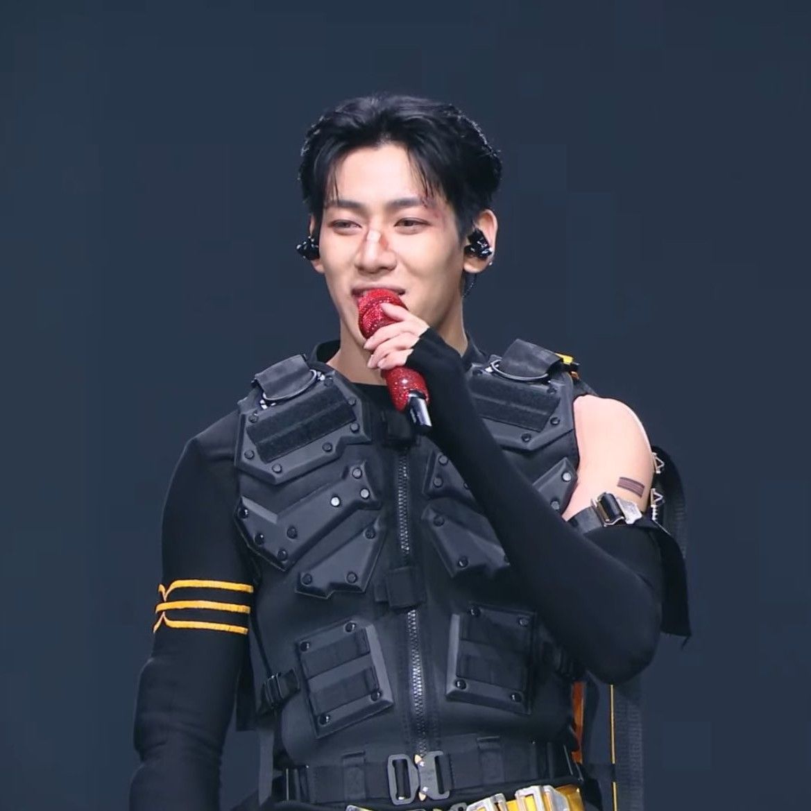 Latest photo of Bambam (GOT7)