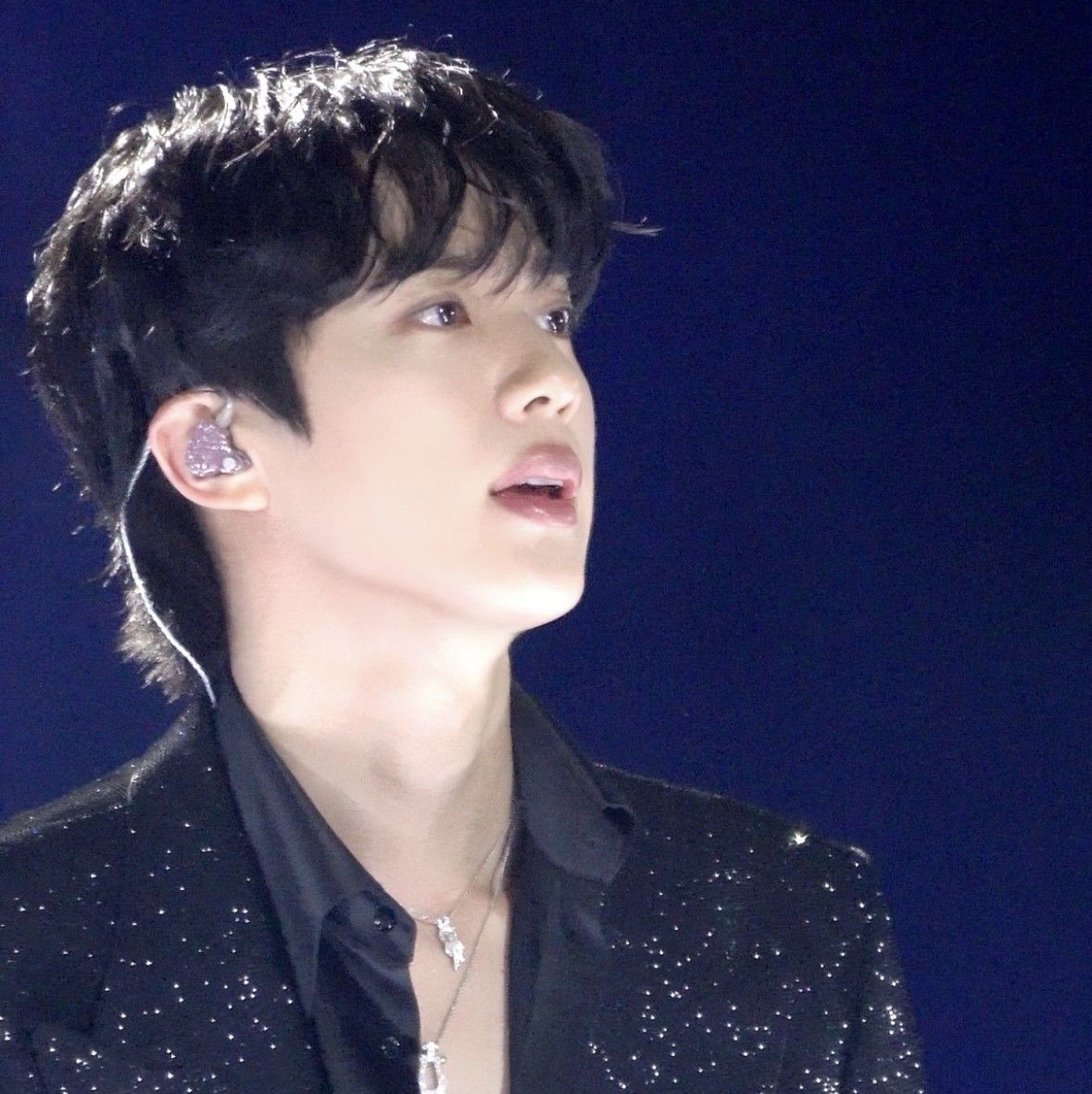 Behind-the-scenes cut of Jin (BTS)