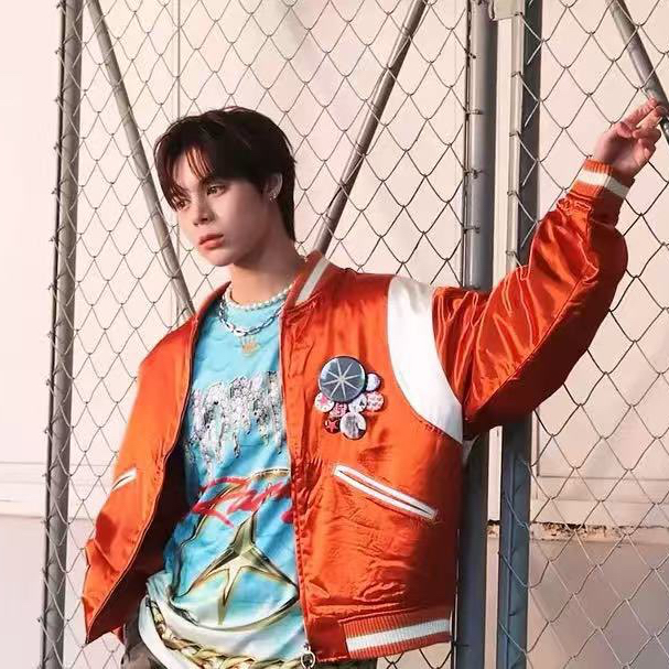 A moment captured by Justin (SMTR25)'s fan