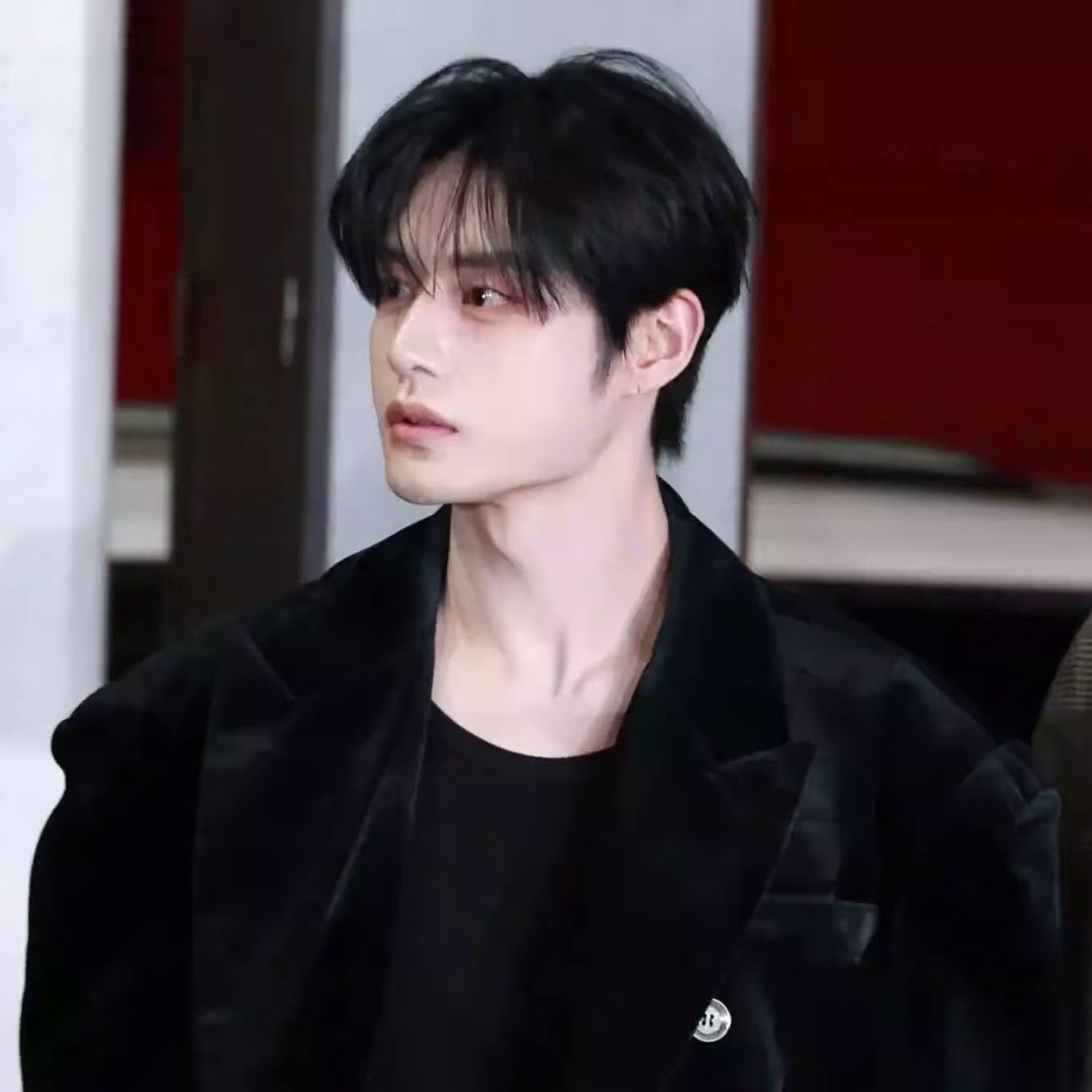 A moment captured by Kim Jiwoong (ZEROBASEONE)'s fan