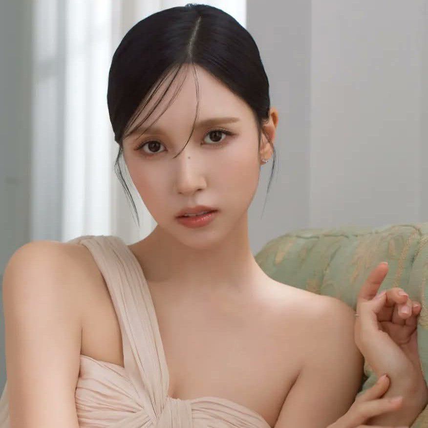 Latest photo of TWICE