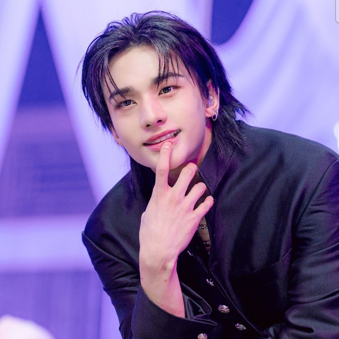 Behind-the-scenes cut of Hyunjin (Stray Kids)