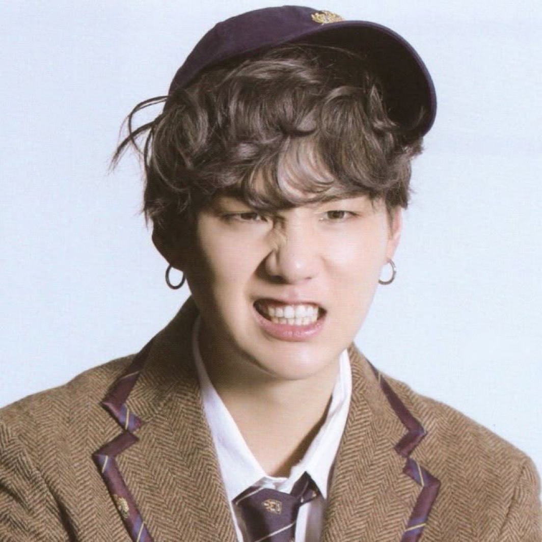 Latest photo of SUGA (BTS)