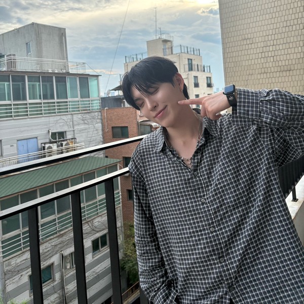 Signature photo of HEECHAN (DKB) capturing their charm