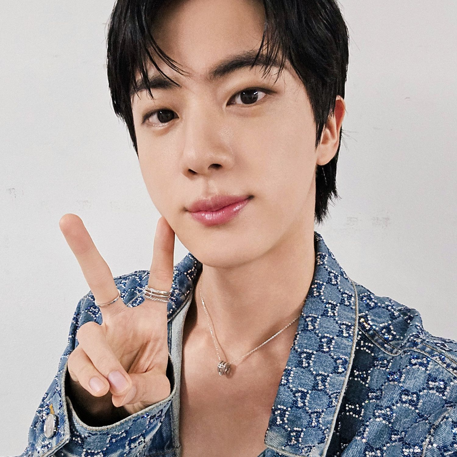 Potret di balik layar Jin (BTS)