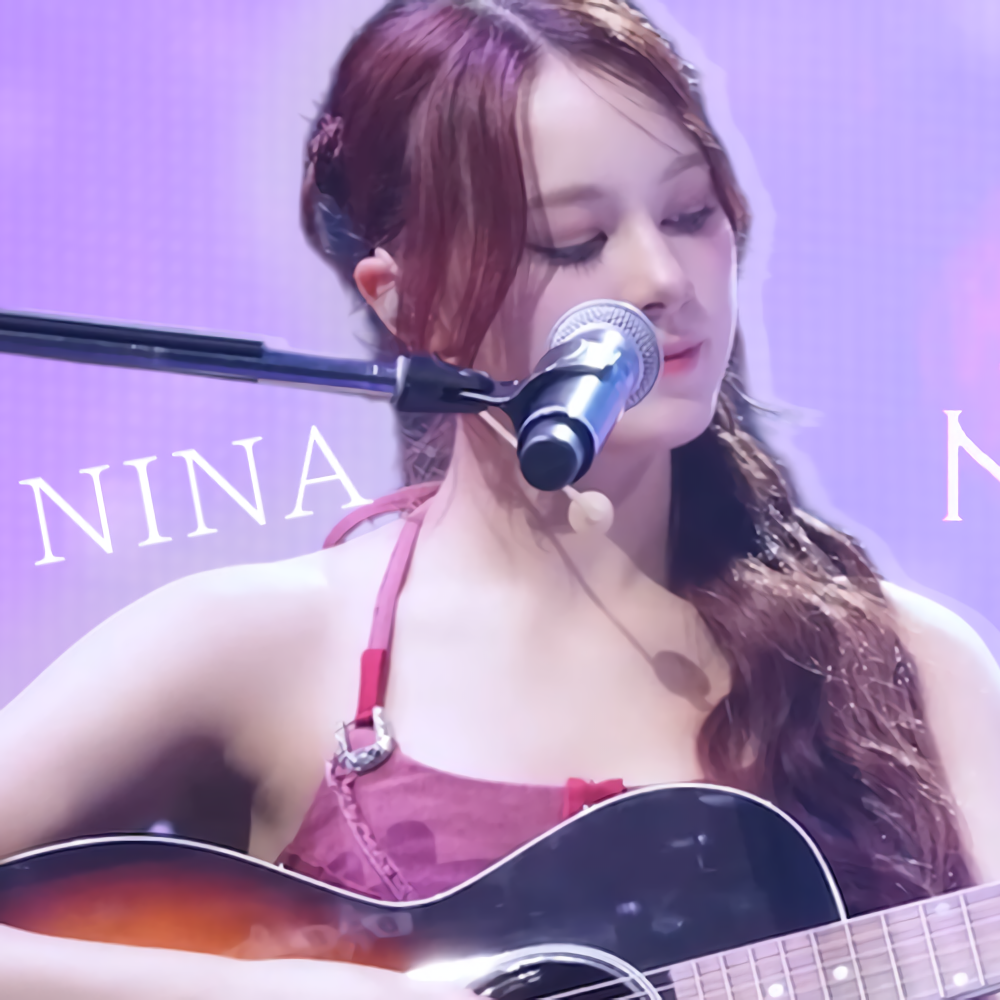 Behind-the-scenes cut of Nina (NiziU)