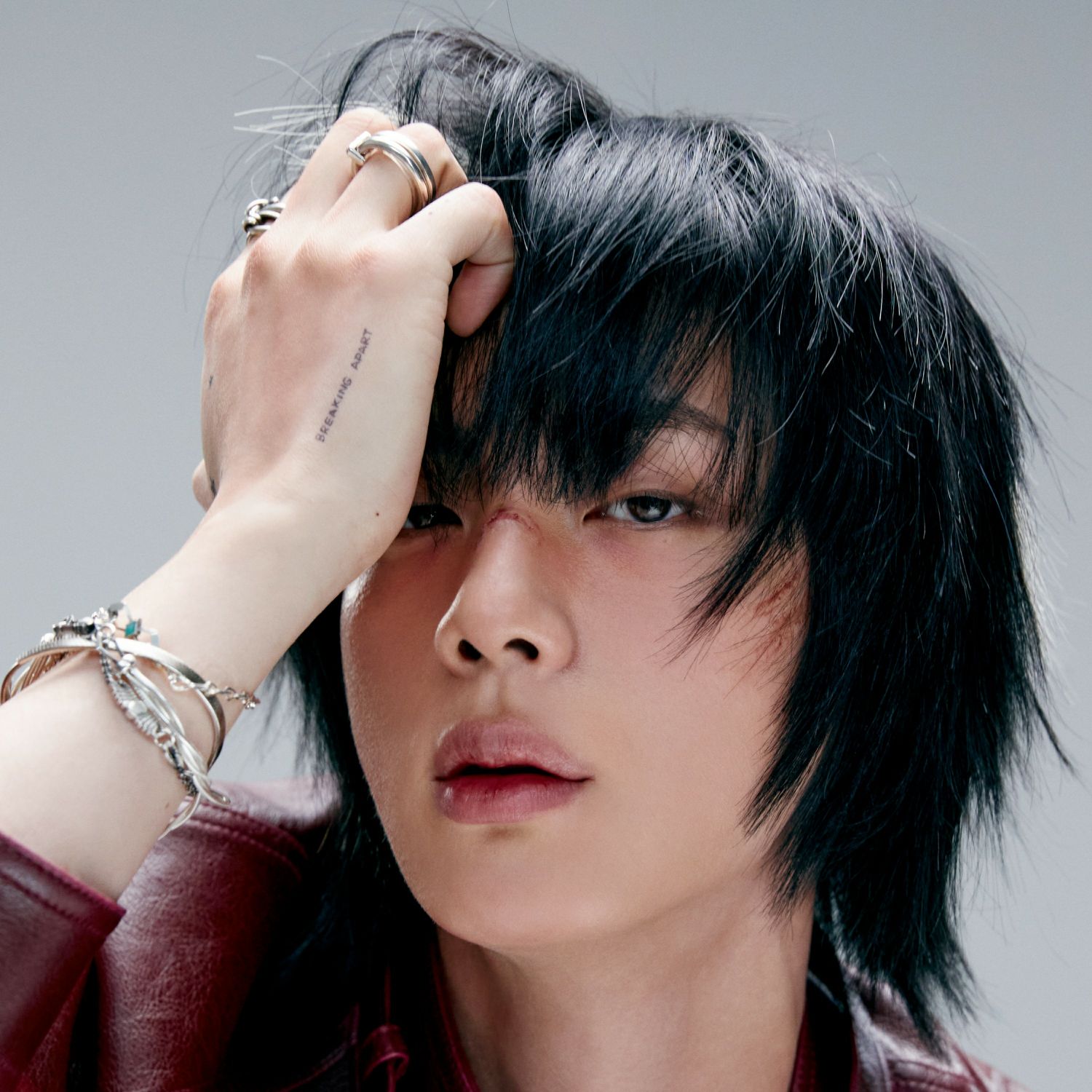 Behind-the-scenes cut of Jin (BTS)