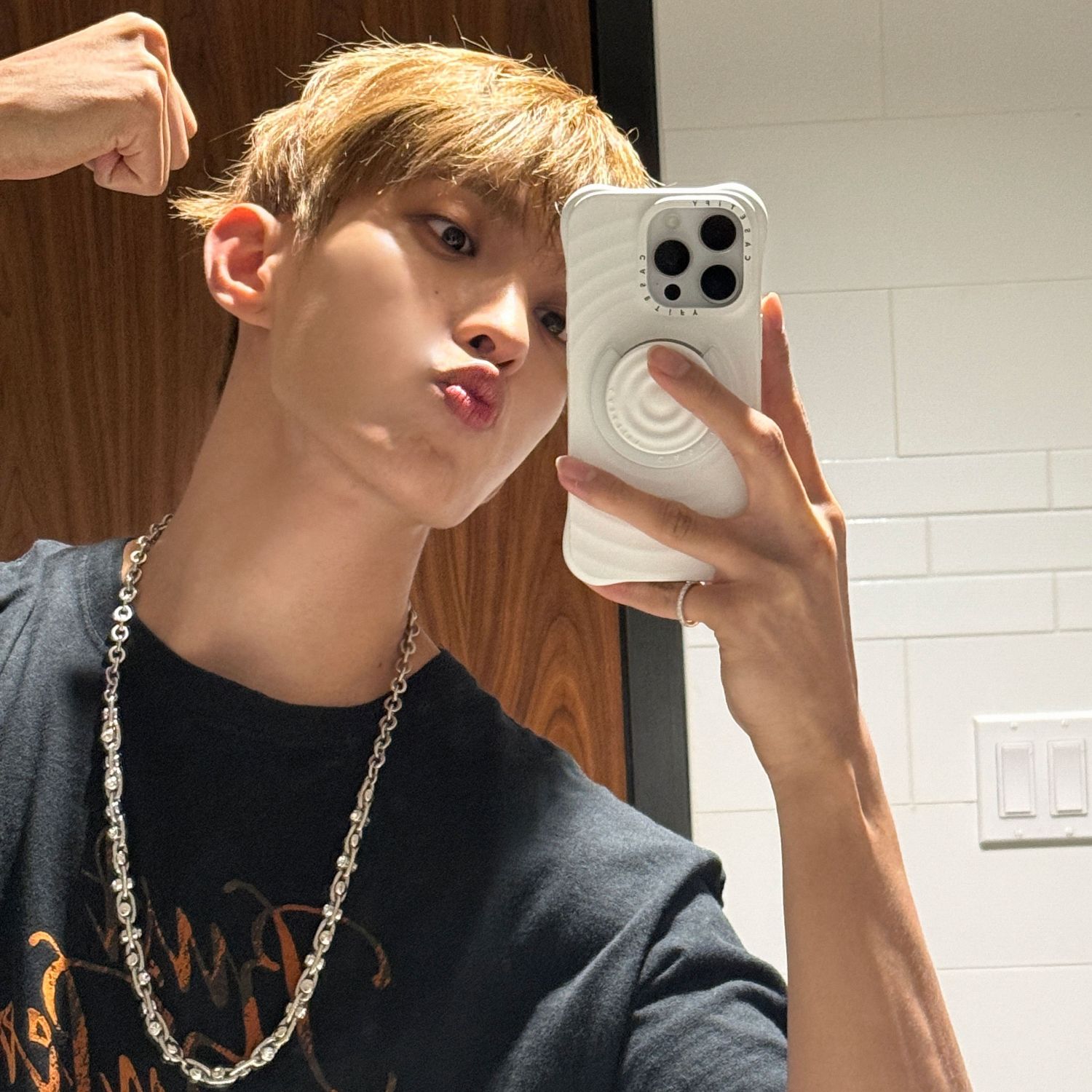 Behind-the-scenes cut of DK (SEVENTEEN)
