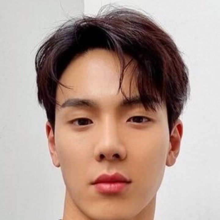 Momen yang diabadikan oleh penggemar Shownu (MONSTA X)