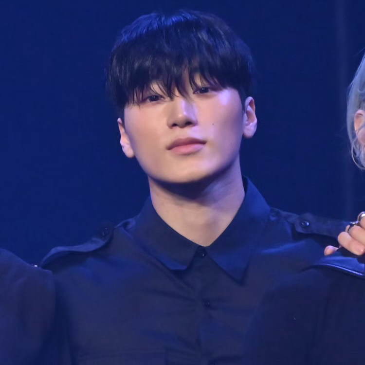 A moment captured by San (ATEEZ)'s fan