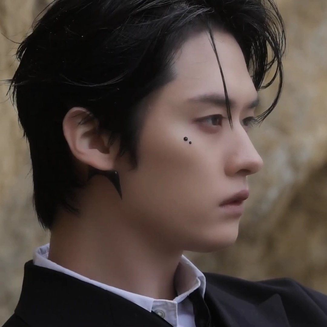 A moment captured by Lee Know (Stray Kids)'s fan