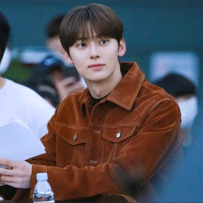 Recent activity shot of Hwang Minhyun