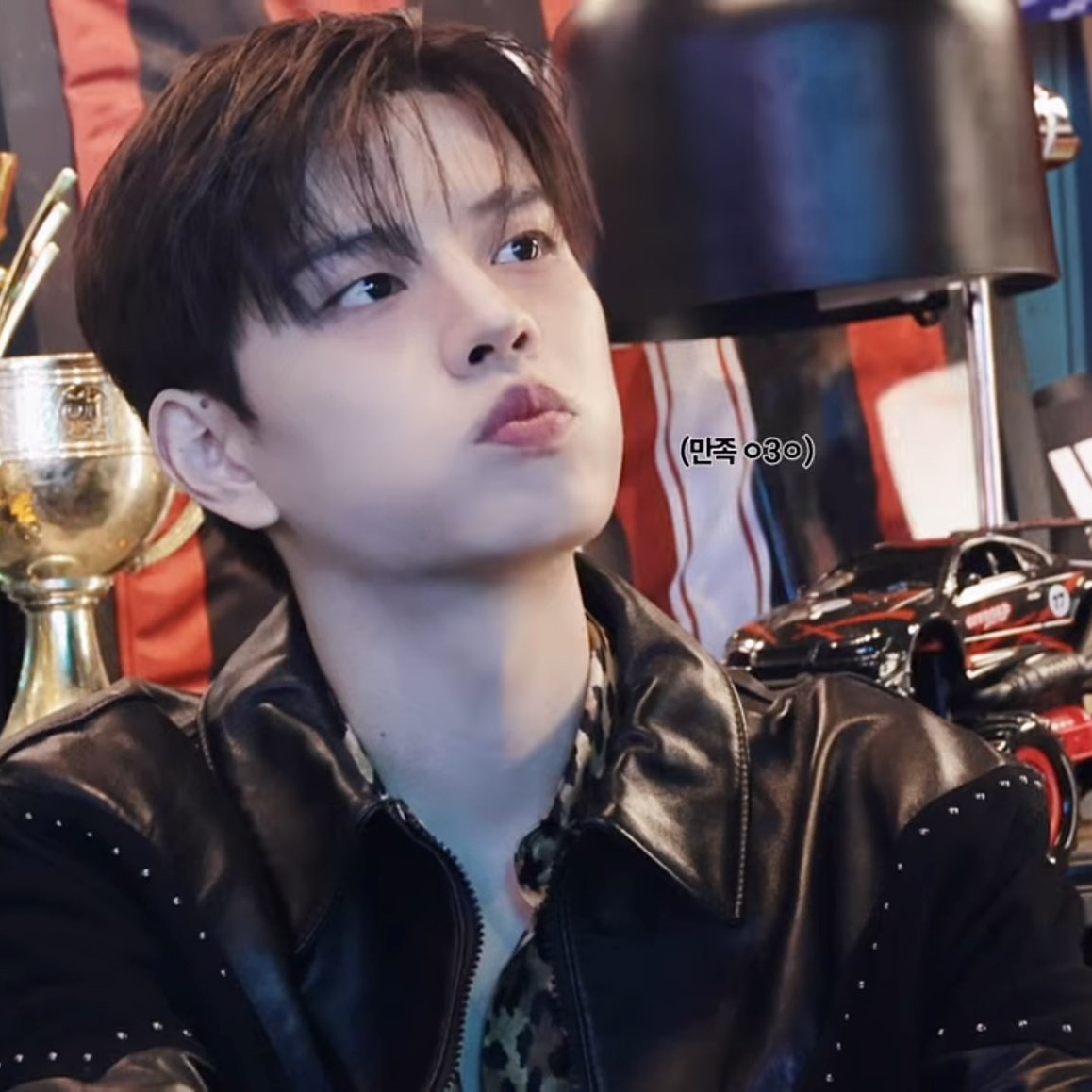升玟 (Stray Kids)的最新照片