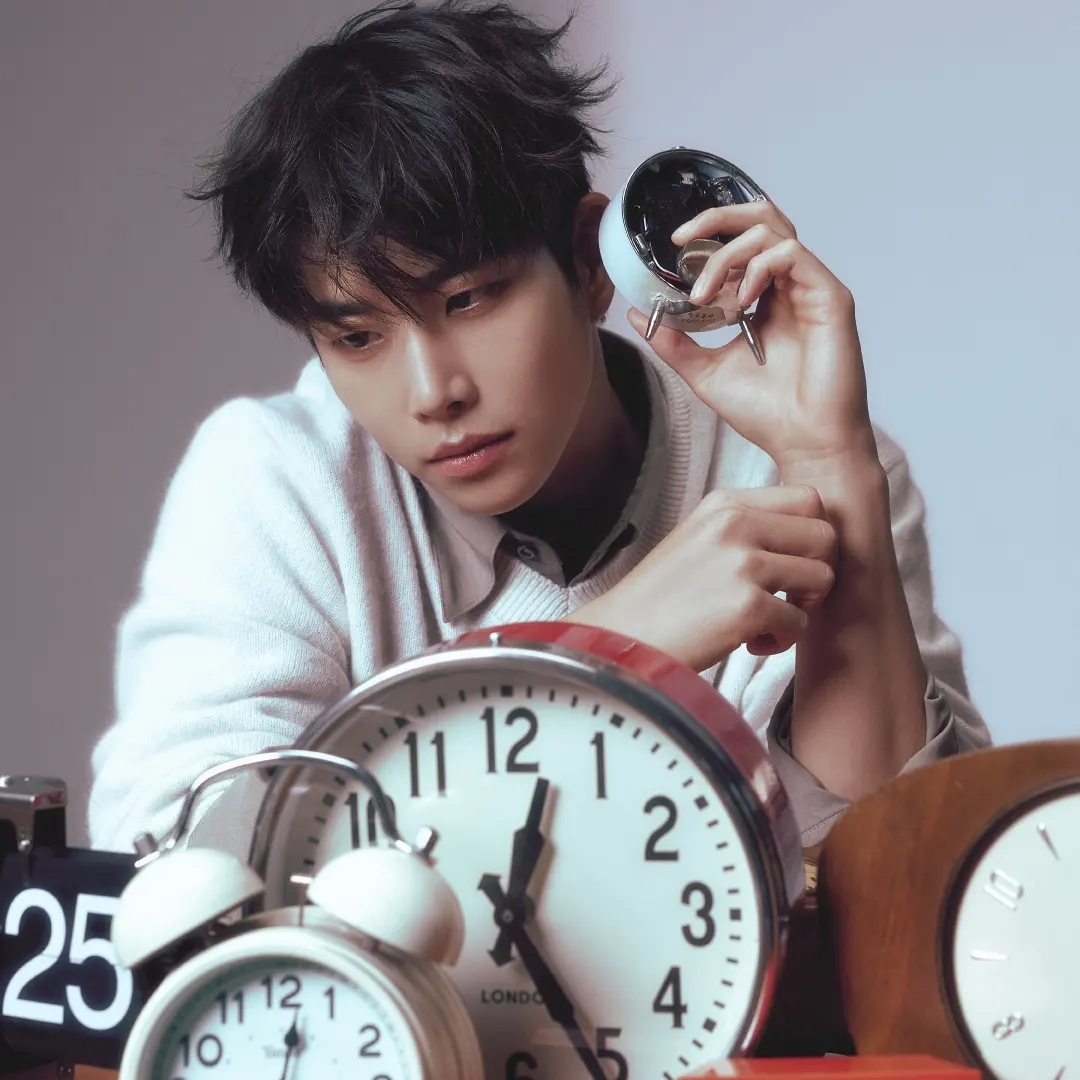 Recent activity shot of Eunwoo (ASTRO)