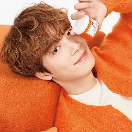 金锺炫粉丝拍下的瞬间