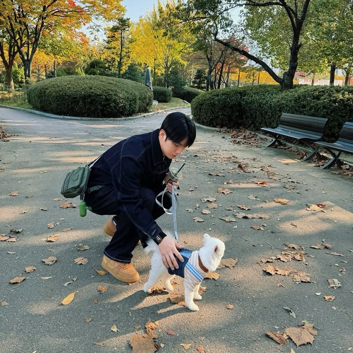 Behind-the-scenes cut of HANGYEOM (OMEGA X)