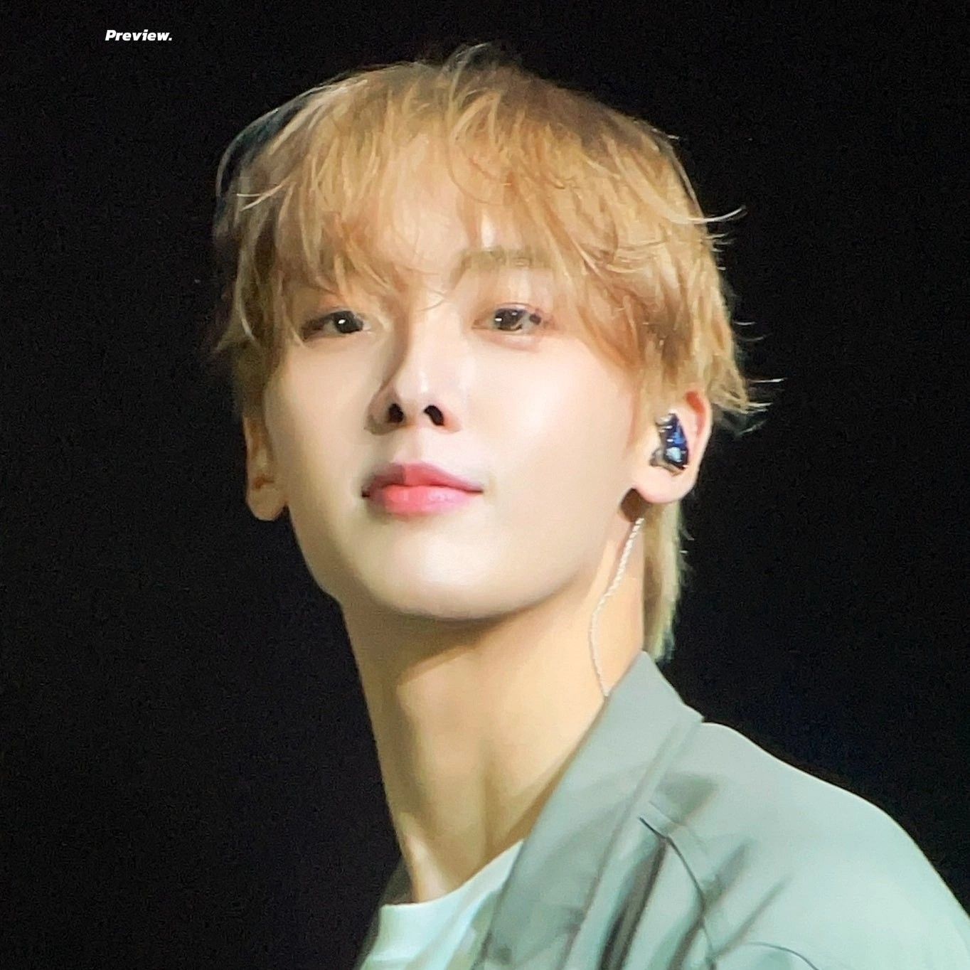 A moment captured by ASTRO's fan