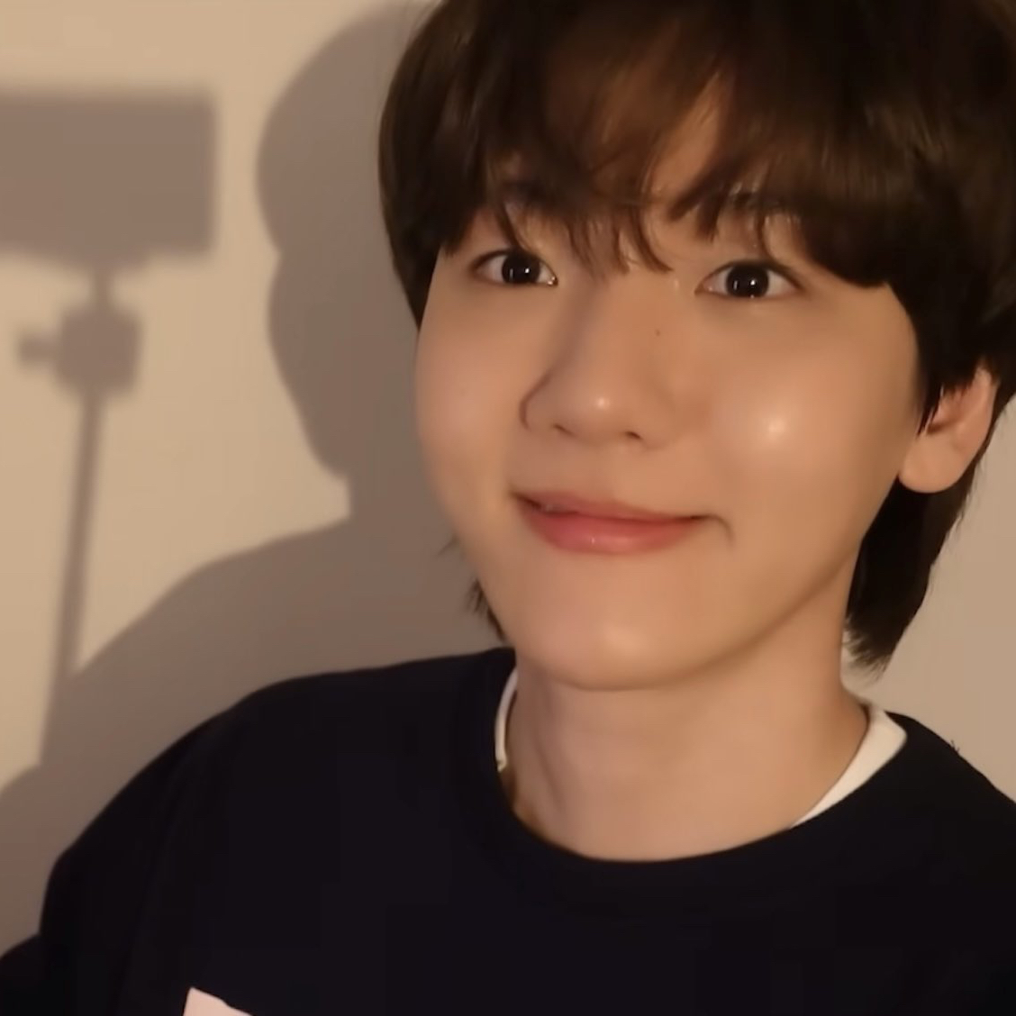 Behind-the-scenes cut of Baekhyun (EXO)