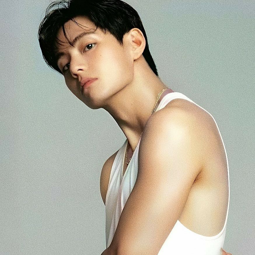 Recent activity shot of V (BTS)