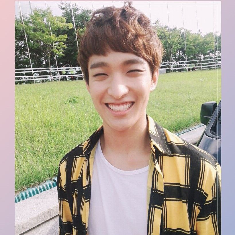 DK (SEVENTEEN)的最新照片