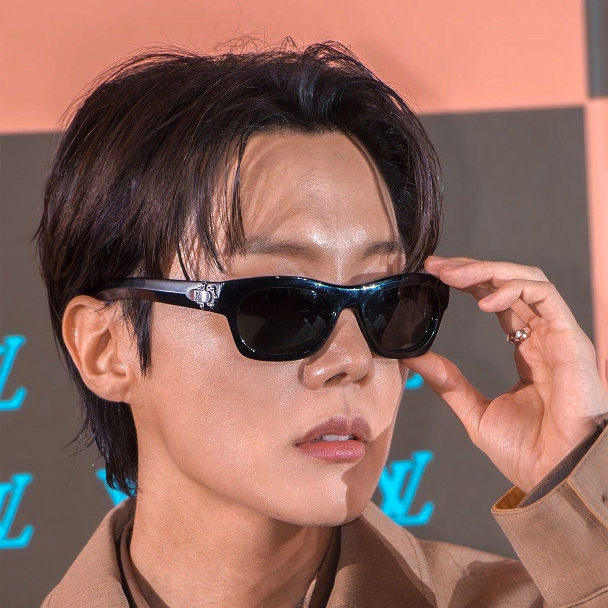 제이홉 (방탄소년단) 최근 활동샷