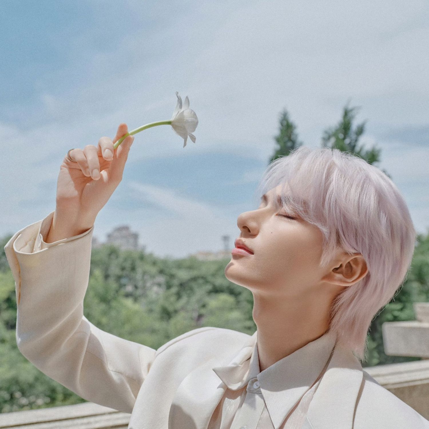 A moment captured by Jun (SEVENTEEN)'s fan