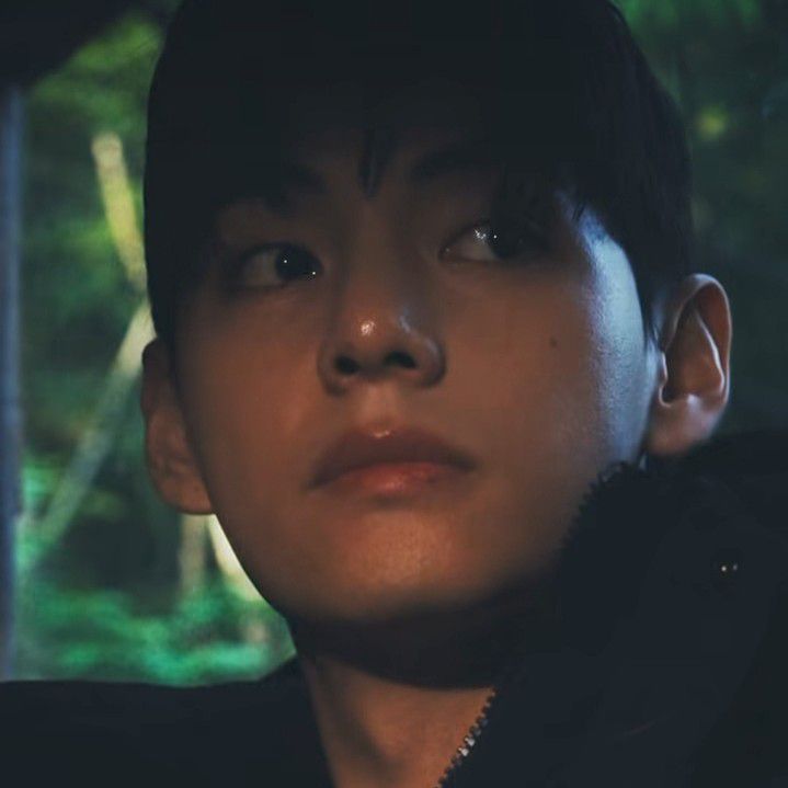 A moment captured by V (BTS)'s fan