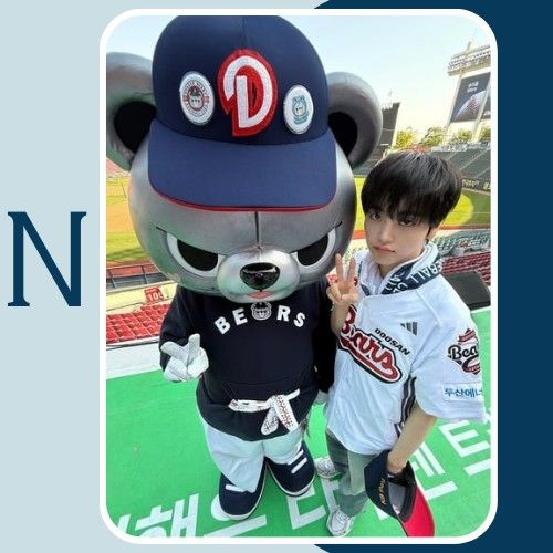 Latest photo of Hyeongjun (CRAVITY)