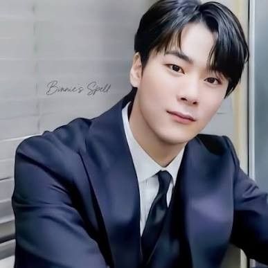 A moment captured by Moonbin (ASTRO)'s fan