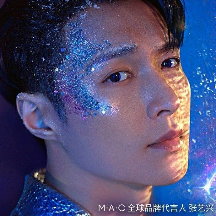 Lay (EXO)的最新活動照片