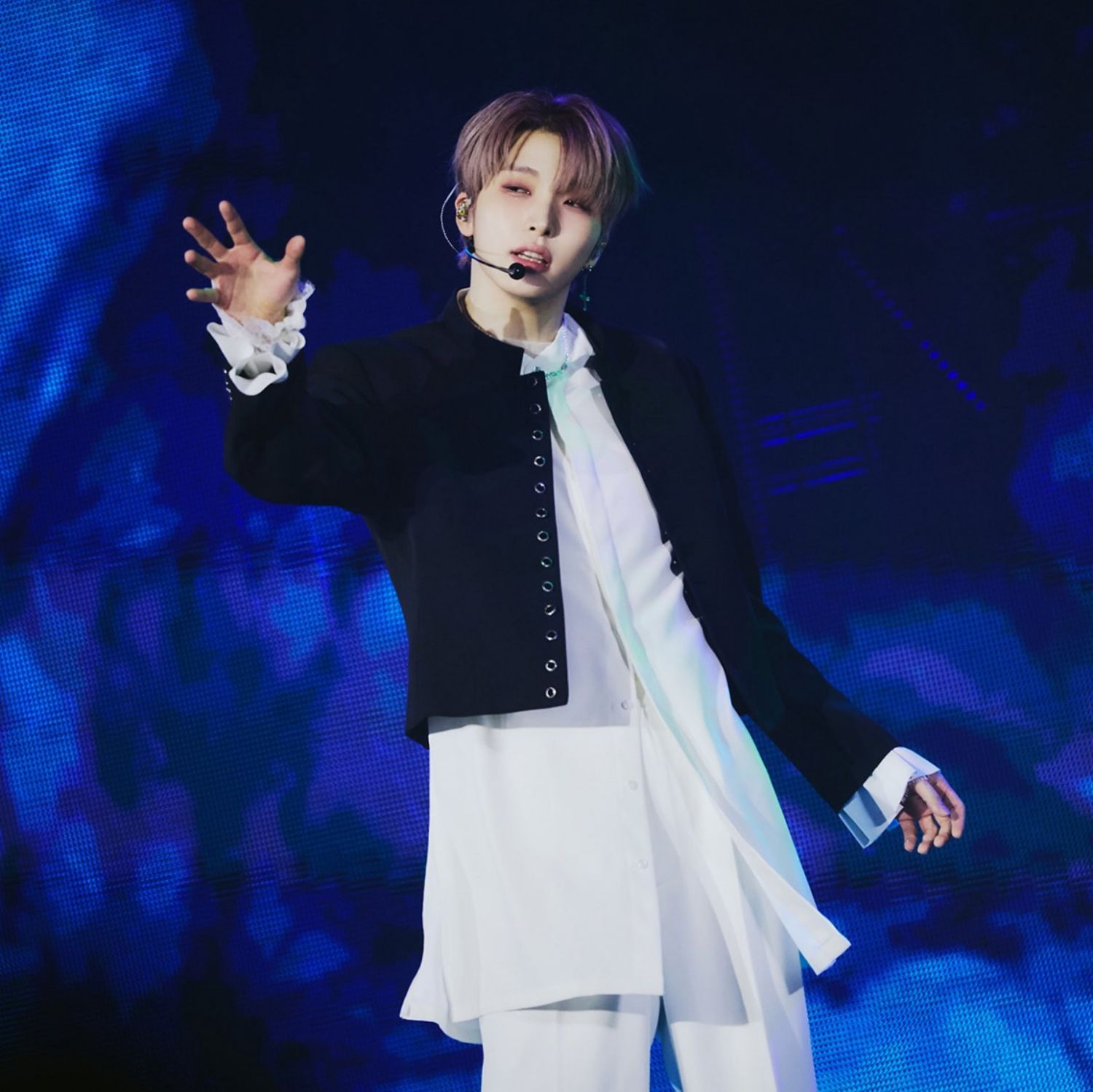 A moment captured by Seoho (ONEUS)'s fan