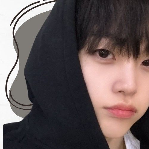Latest photo of Hyeongjun (CRAVITY)