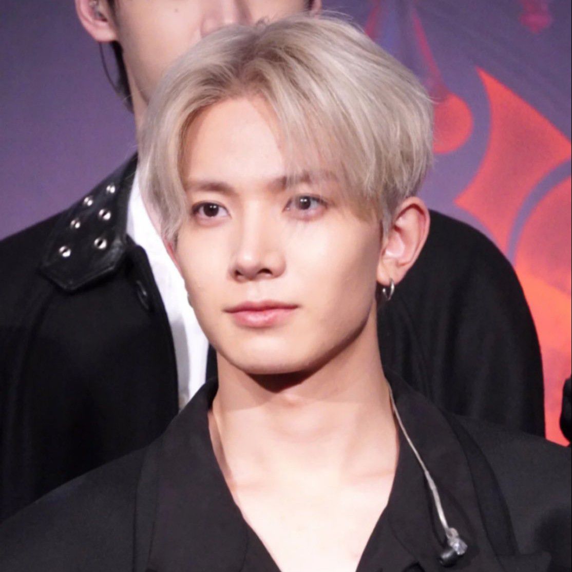 Foto aktivitas terbaru Heeseung (ENHYPEN)