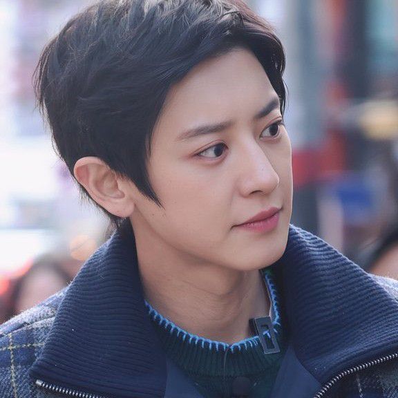 Latest photo of Chanyeol (EXO)