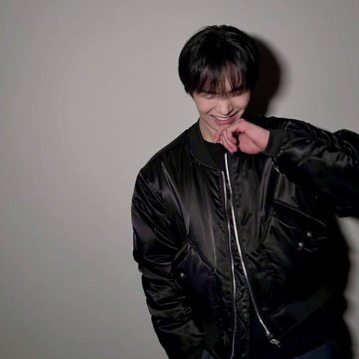 Foto aktivitas terbaru Rocky