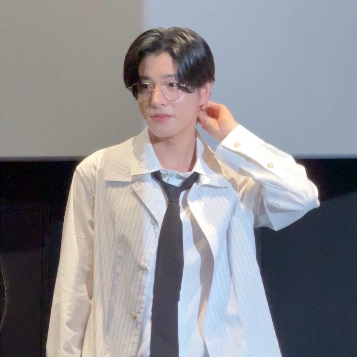 Jake (ENHYPEN)的幕后花絮