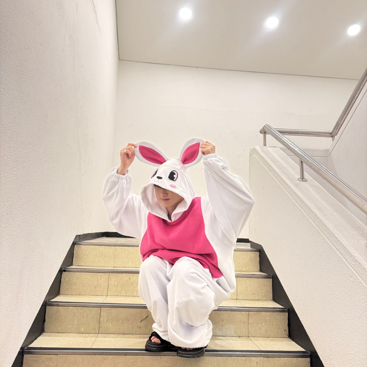 Behind-the-scenes cut of Eunhyuk (Super Junior)