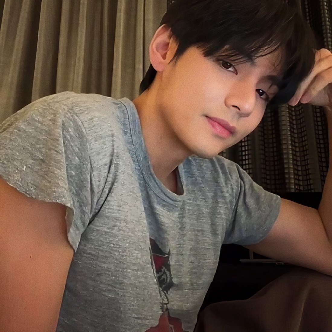 Recent activity shot of V (BTS)