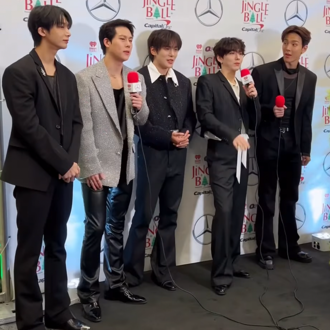 Momen yang diabadikan oleh penggemar Shownu (MONSTA X)