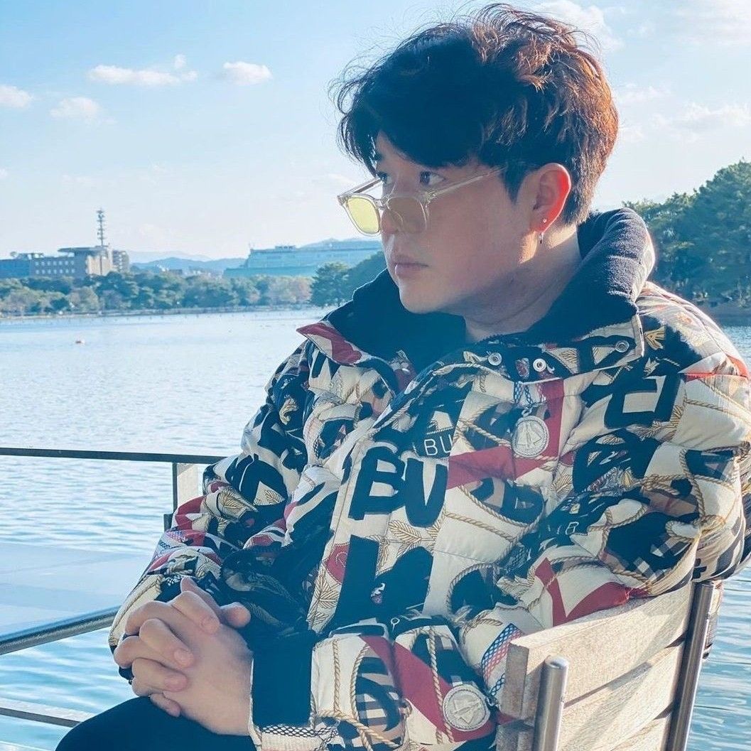 A moment captured by Shindong (Super Junior)'s fan
