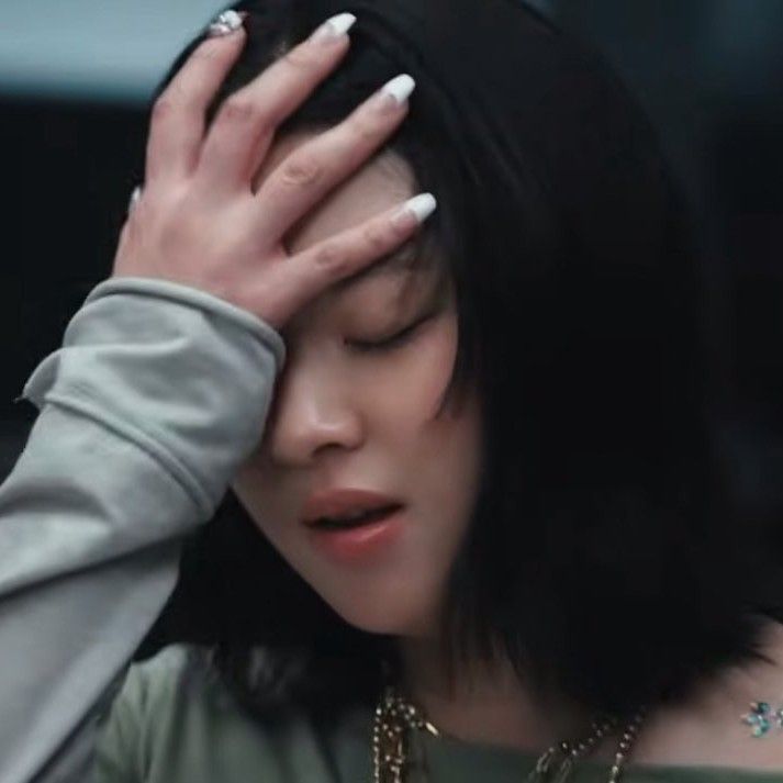 Latest photo of Jeongyeon (TWICE)
