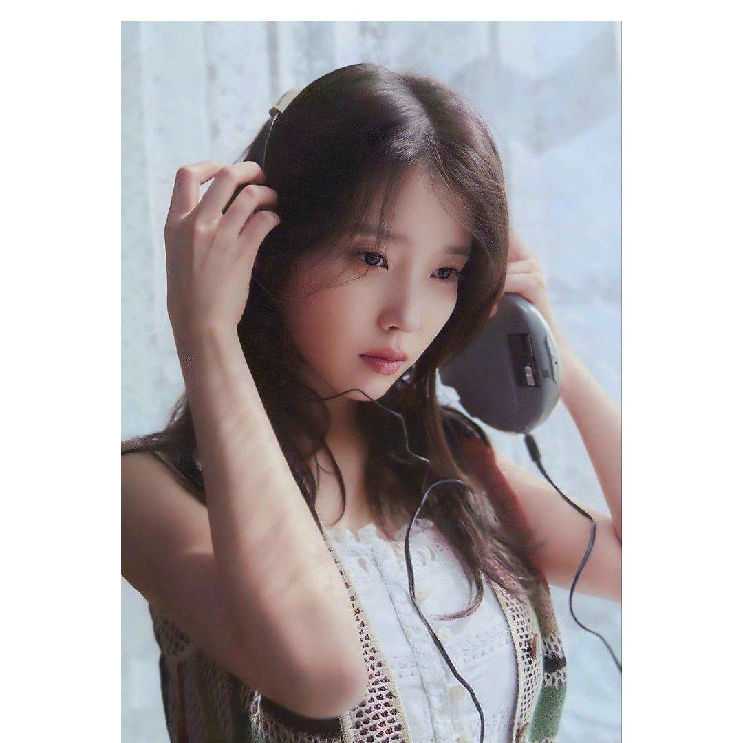 Latest photo of IU