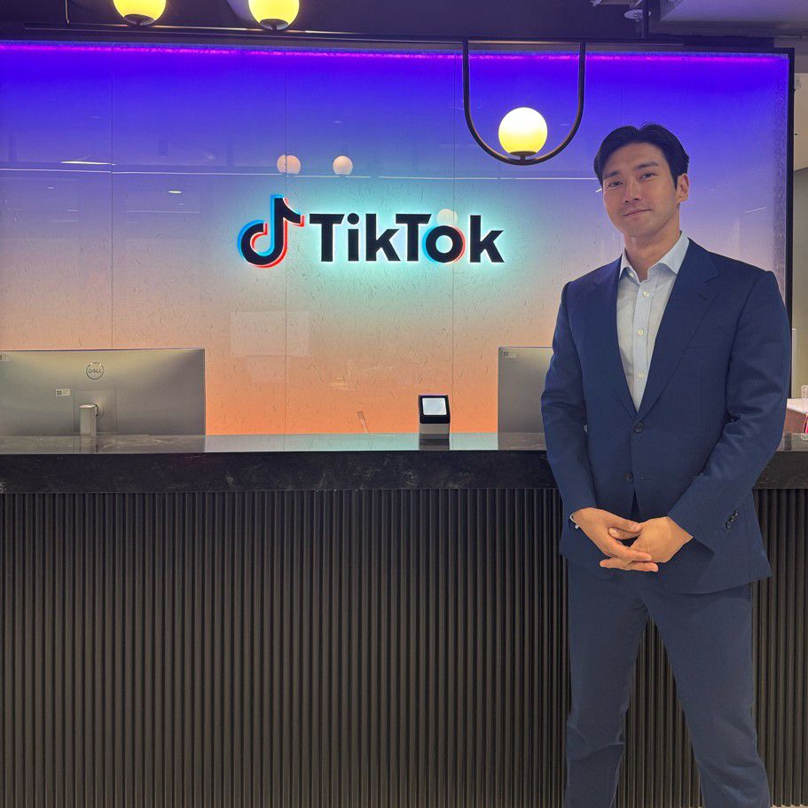 始源 (Super Junior)的最新照片