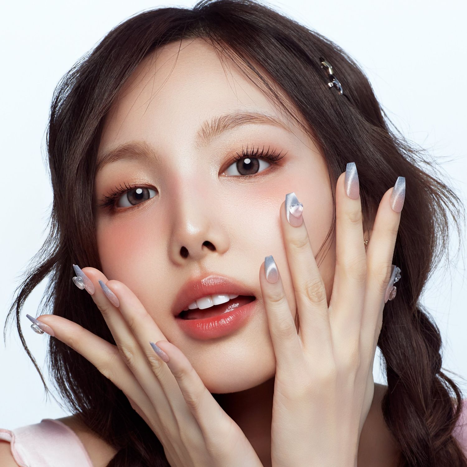Latest photo of Nayeon (TWICE)