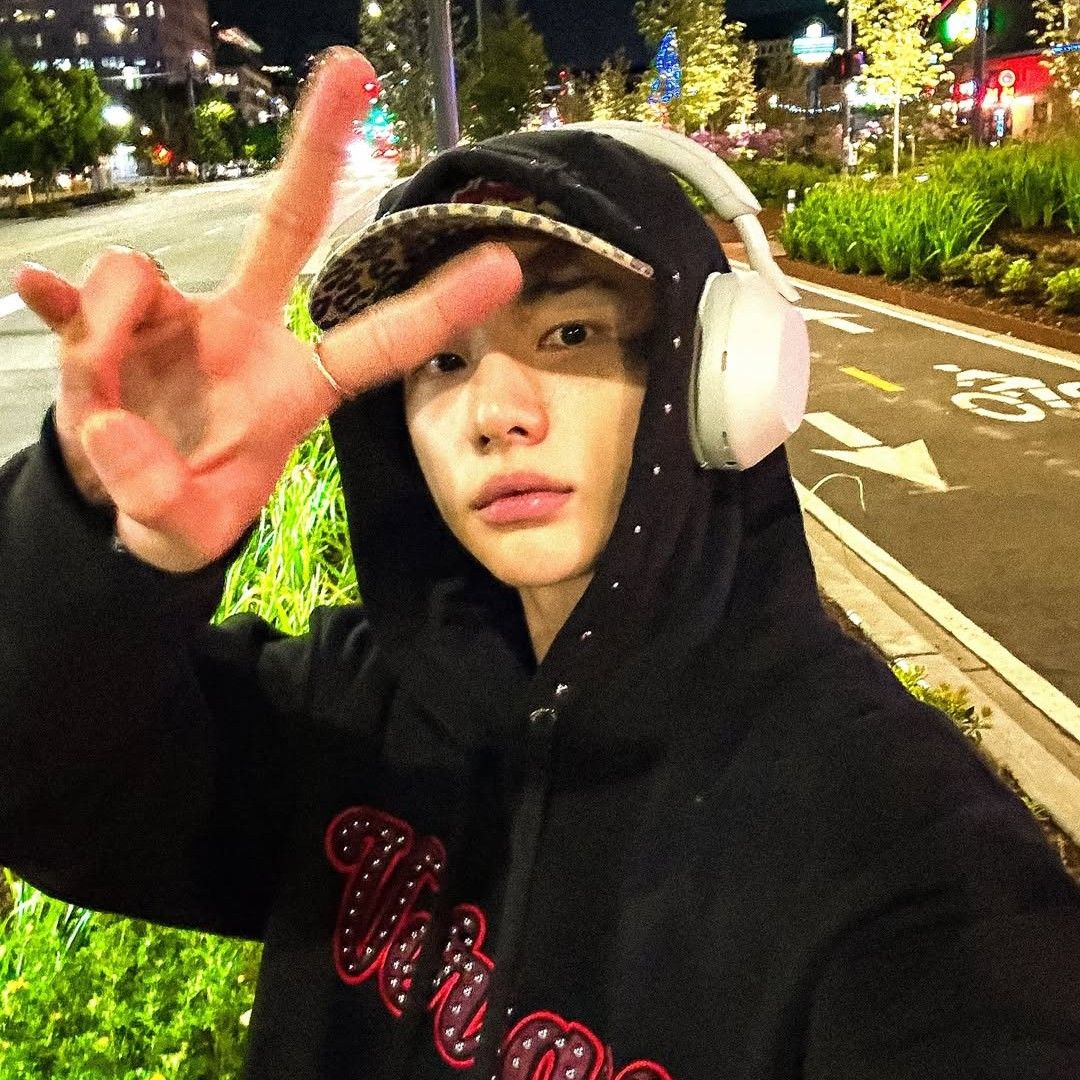 A moment captured by Hyunjin (Stray Kids)'s fan