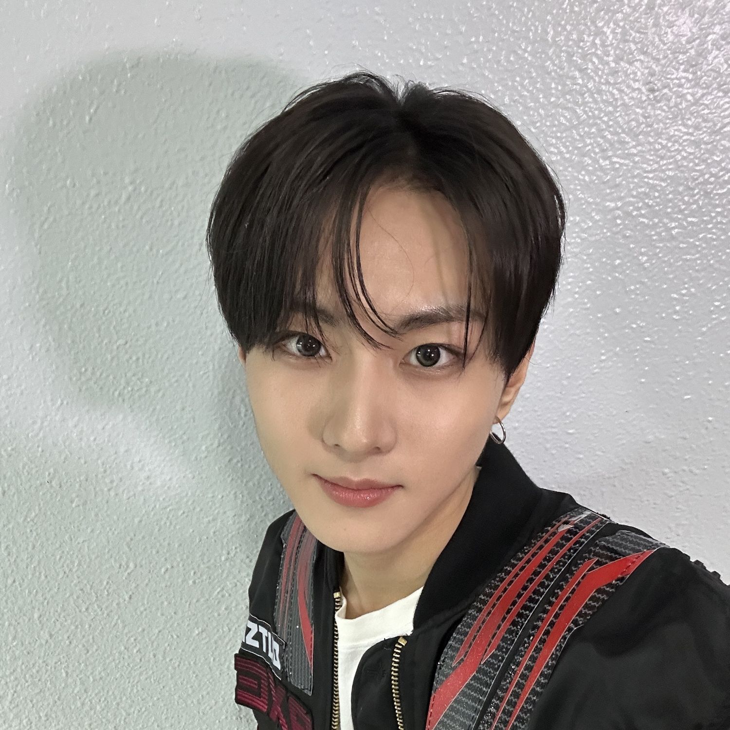 Behind-the-scenes cut of Jungwon (ENHYPEN)