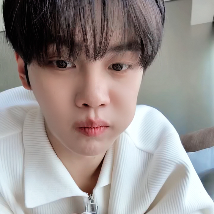 キム・ギュビン (ZEROBASEONE)ファンが撮った瞬間